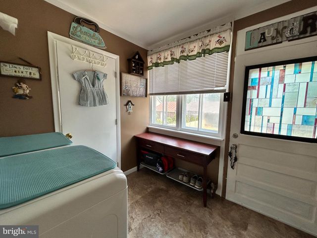 228 S TENNESSEE AVE, Martinsburg, WV 25401