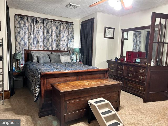 228 S TENNESSEE AVE, Martinsburg, WV 25401