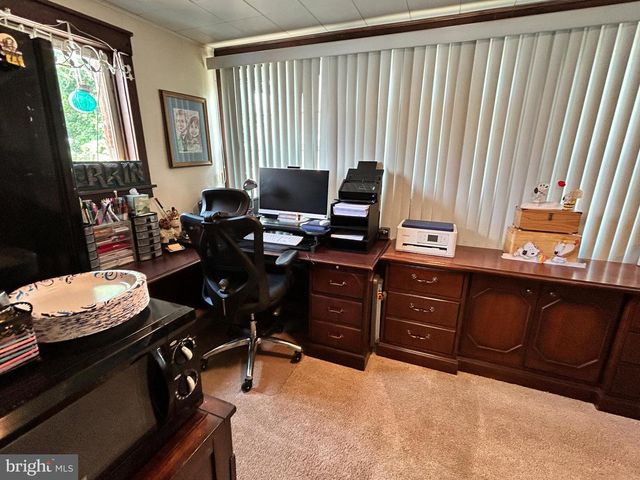 228 S TENNESSEE AVE, Martinsburg, WV 25401