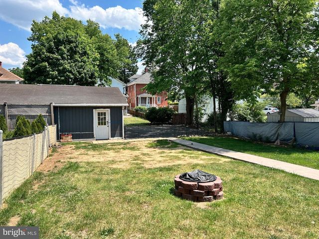 228 S TENNESSEE AVE, Martinsburg, WV 25401