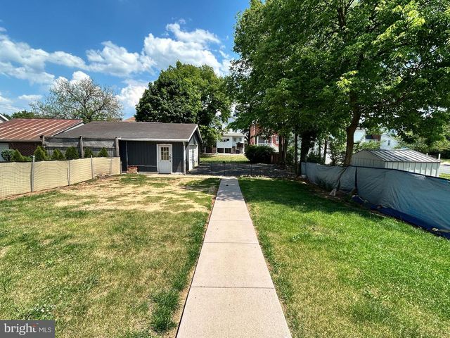 228 S TENNESSEE AVE, Martinsburg, WV 25401