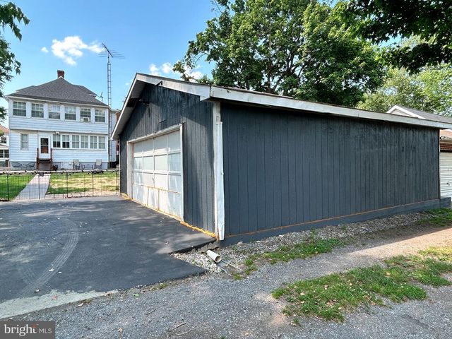 228 S TENNESSEE AVE, Martinsburg, WV 25401