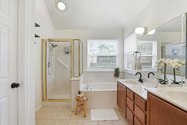 1313 Roadrunner DR, Cedar Park, TX 78613