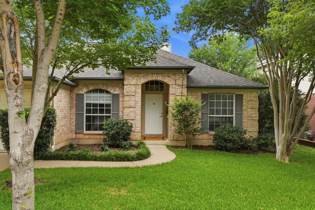 1313 Roadrunner DR, Cedar Park, TX 78613