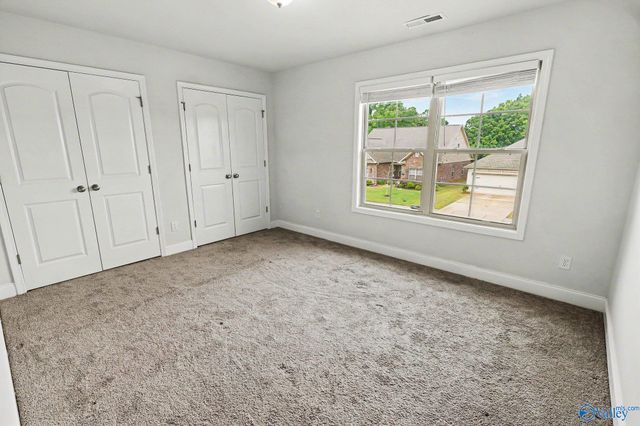 105 Grove Hill Circle, New Market, AL 35761