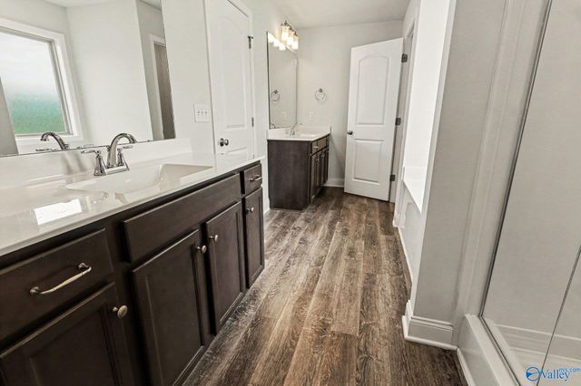 105 Grove Hill Circle, New Market, AL 35761