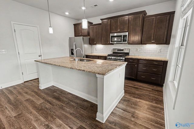 105 Grove Hill Circle, New Market, AL 35761