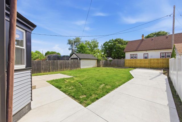3356 N 47th STREET, Milwaukee, WI 53216