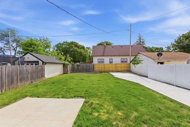 3356 N 47th STREET, Milwaukee, WI 53216