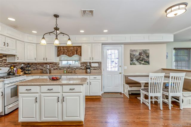 37 Tallmadge Trail, Miller Place, NY 11764