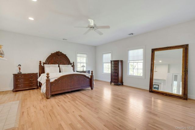 7 The Registry, East Quogue, NY 11942