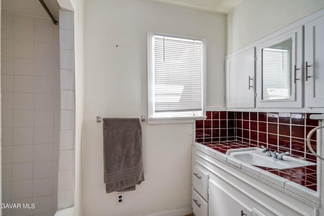 40202 Calle El Clavelito, Green Valley, CA 91390