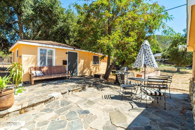 40202 Calle El Clavelito, Green Valley, CA 91390
