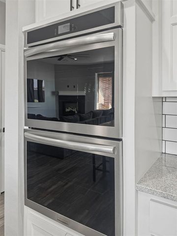 3922 NE Shenandoah Dr, Lawton, OK 73507