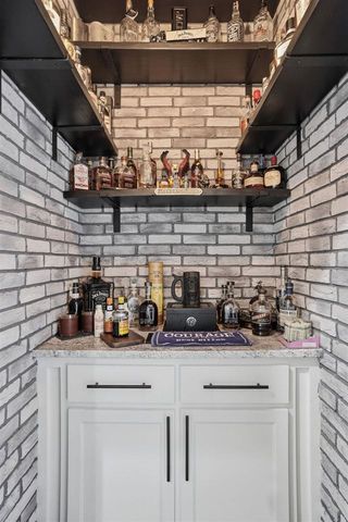 3922 NE Shenandoah Dr, Lawton, OK 73507