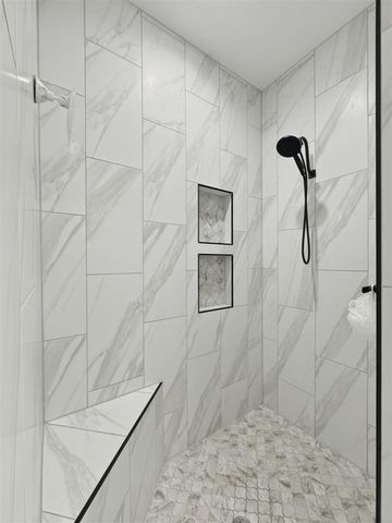 3922 NE Shenandoah Dr, Lawton, OK 73507