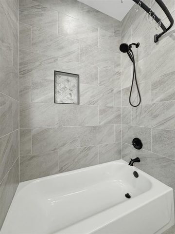 3922 NE Shenandoah Dr, Lawton, OK 73507