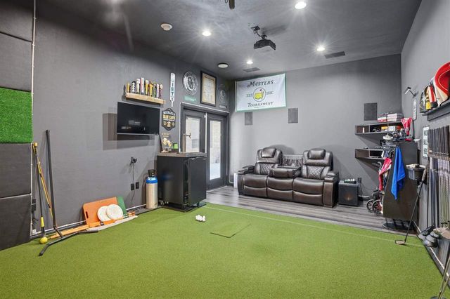 3922 NE Shenandoah Dr, Lawton, OK 73507