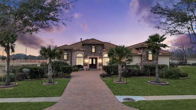 1019 Grand Estates Drive, Richmond, TX 77469