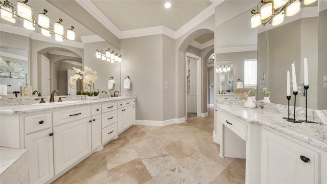 1019 Grand Estates Drive, Richmond, TX 77469