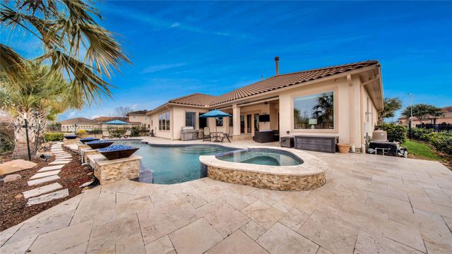 1019 Grand Estates Drive, Richmond, TX 77469