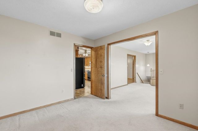 2416 W 111th St S, Peck, KS 67120