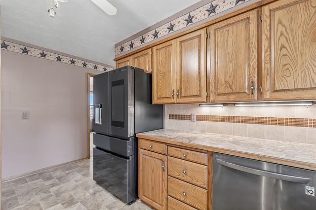 2416 W 111th St S, Peck, KS 67120