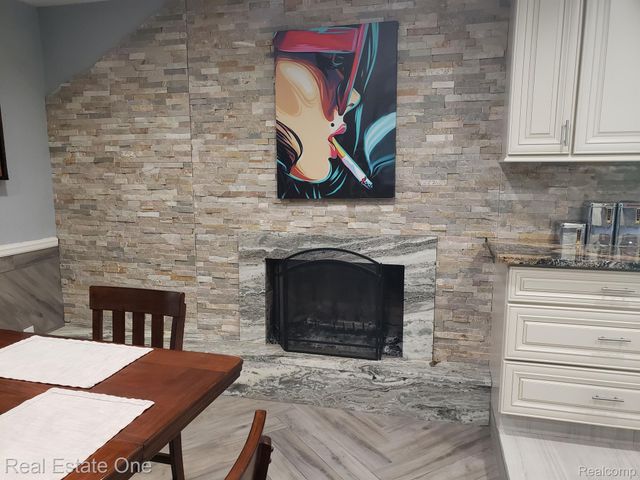 15701 MIDDLEBELT Road, Romulus, MI 48174