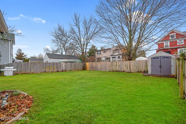 10 Manning Street, Red Bank, NJ 07701