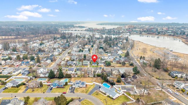 10 Manning Street, Red Bank, NJ 07701