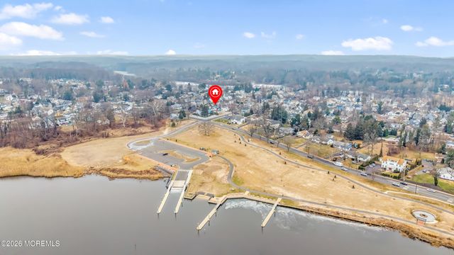 10 Manning Street, Red Bank, NJ 07701