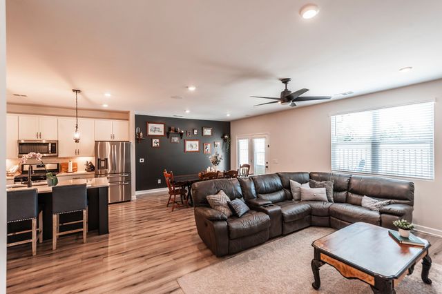 1274 Chelseas Way, Cross Plains, TN 37049