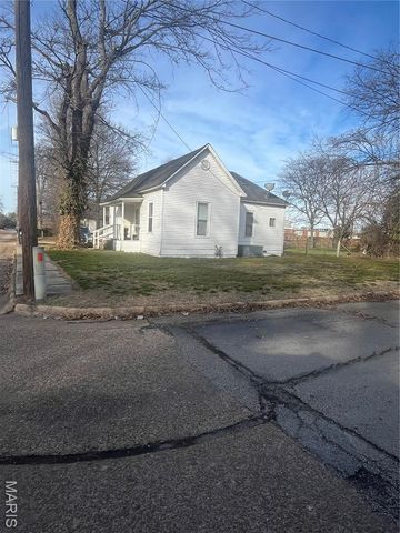 212 S Jackson Street, Kennett, MO 63857