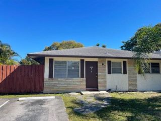 3004 NW 4th Terrace 2-141, Pompano Beach, FL 33064