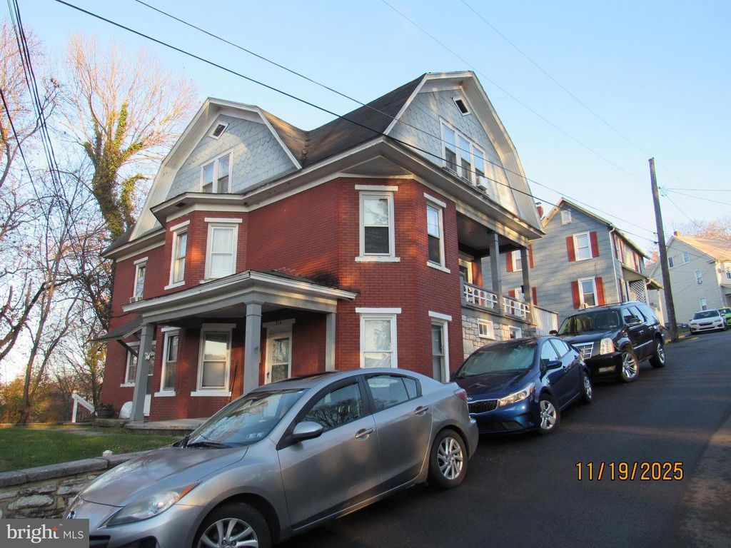 316 S SPRING ST, Bellefonte, PA 16823