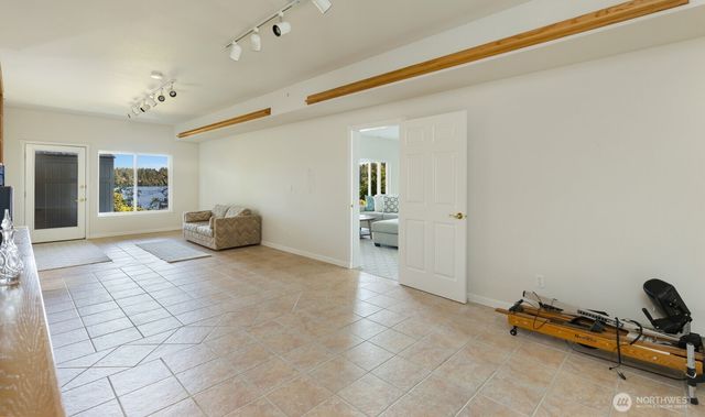 21925 Promontory Court SE, Yelm, WA 98597