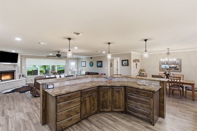 1085 County Road 407, Glen Rose, TX 76043