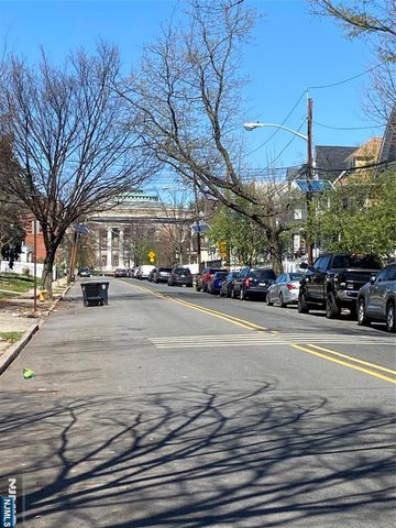 72-74 Ingraham Place, Newark, NJ 07108