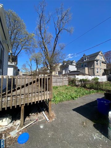 72-74 Ingraham Place, Newark, NJ 07108