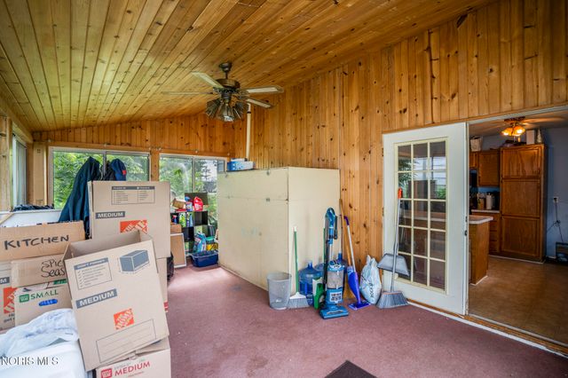 13110 Bishop Road, Bowling Green, OH 43402
