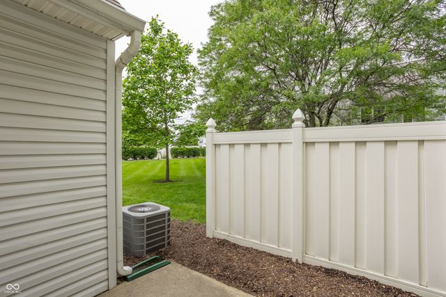 12672 Brewton Street, Fishers, IN 46038