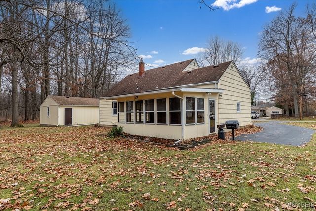 1219 Parkview Drive, North Tonawanda, NY 14120