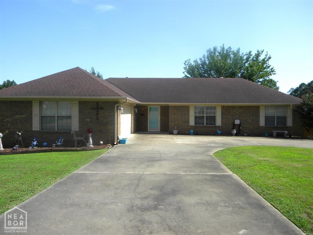 3206 Pin Oak Drive, Paragould, AR 72450