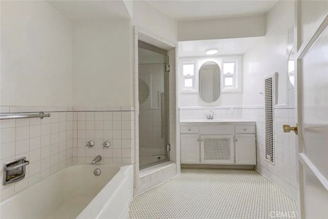 14546 Martha, Sherman Oaks, CA 91411