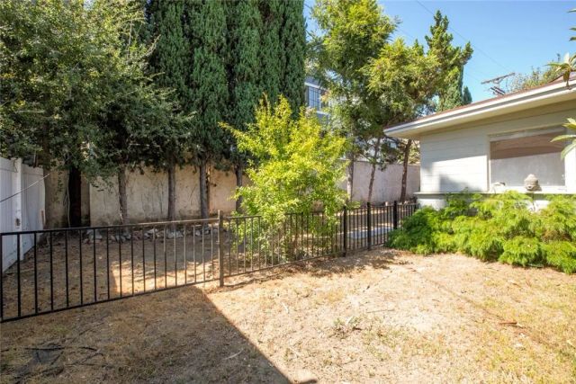 14546 Martha, Sherman Oaks, CA 91411