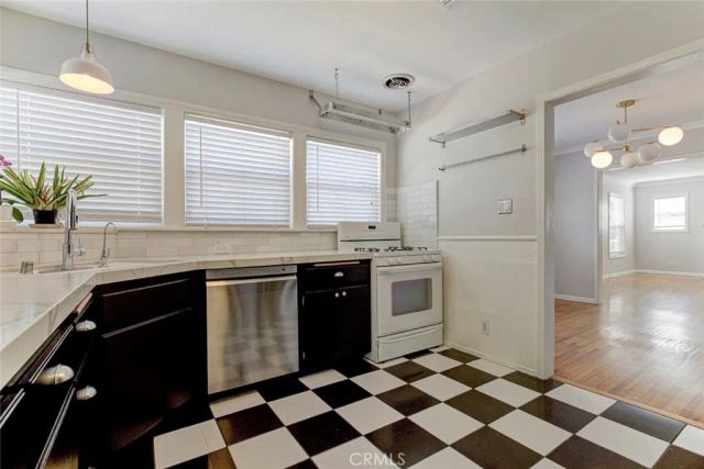 14546 Martha, Sherman Oaks, CA 91411