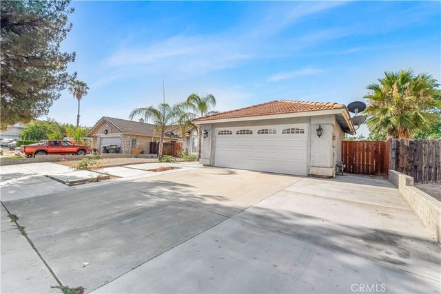 347 Columbine Court, Perris, CA 92570