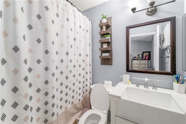 347 Columbine Court, Perris, CA 92570