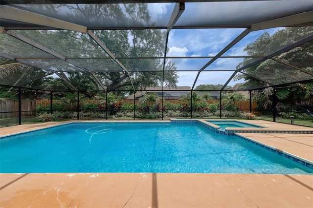 276 SHEFFIELD CIRCLE W, Palm Harbor, FL 34683