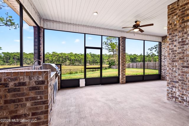 2926 Juliette Drive, Ocean Springs, MS 39564